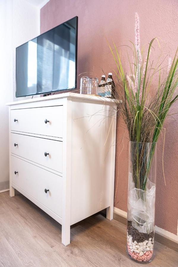 #2 Grosses Zimmer Mit Pool Und Garten Memmingen Kültér fotó
